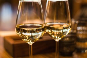 I benefici del vino scopri le ragioni per cui fa bene alla salute